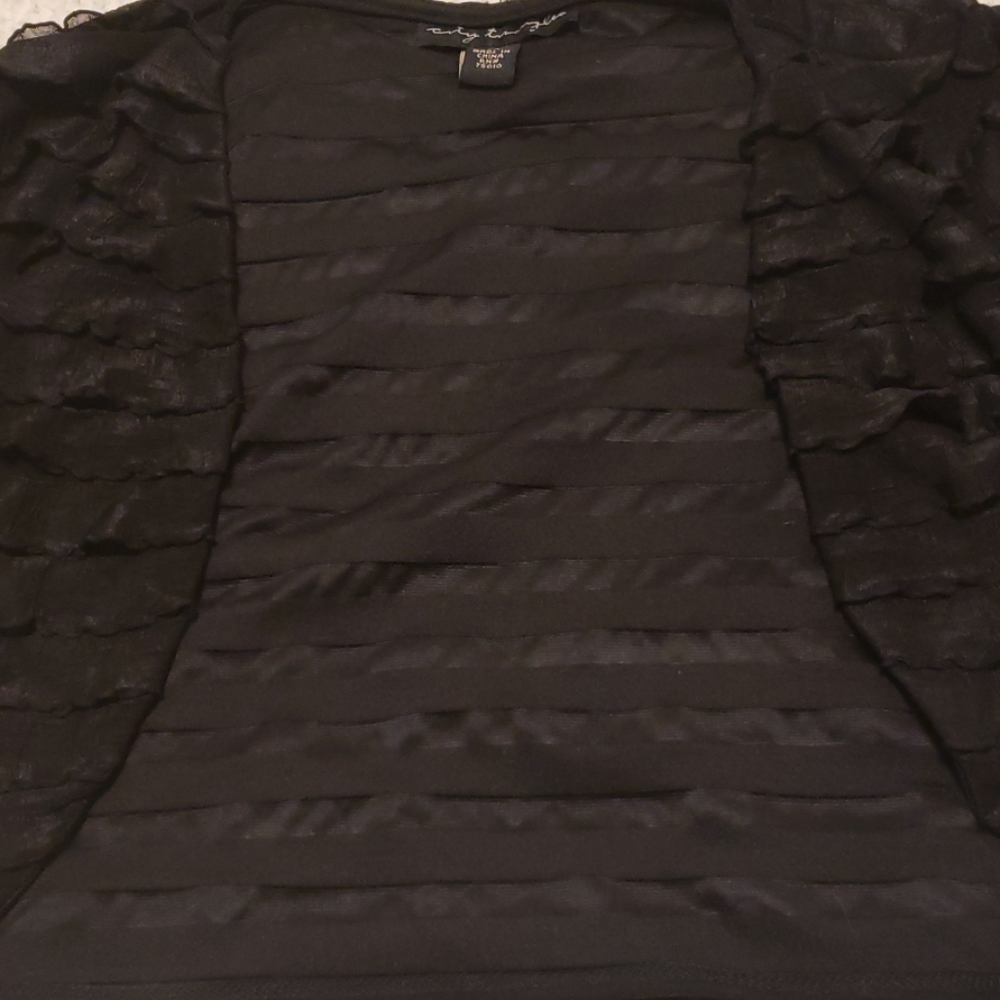 Cropped Ruffle Cardigan - Picture 3 of 6